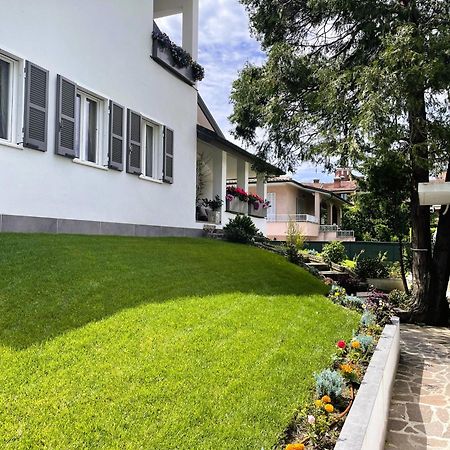 B&B Villa Tersius Трецано сул Навильо Екстериор снимка